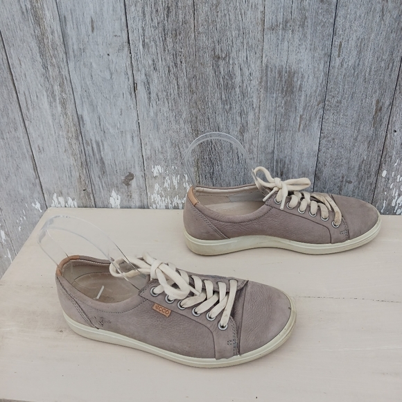ECCO Soft 7 Shoes Women's 38 EU  US 8/8.5  Leather Sneakers Lace Up Beige - Picture 4 of 8